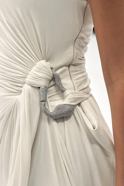 Look 25